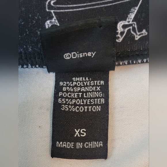 Hot Topic, The night before Christmas skirt - Picture 4 of 5